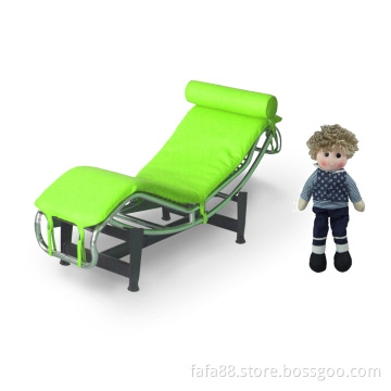 LC4 Kids Lounge Chair